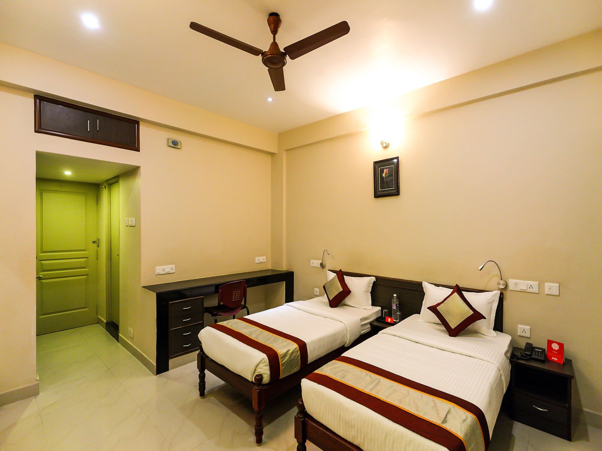 Oyo Flagship 12665 Chrompet Hotel Chennai Exterior photo